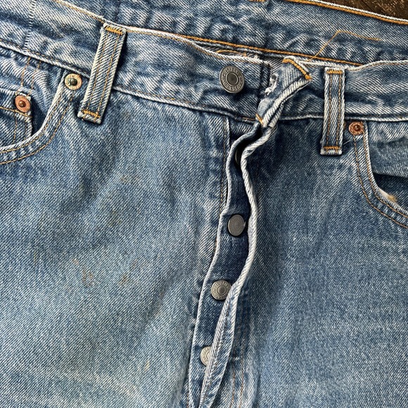 Vintage 501 Button Fly Levi’s Jeans | Size 34” | Straight Leg | - Picture 6 of 8